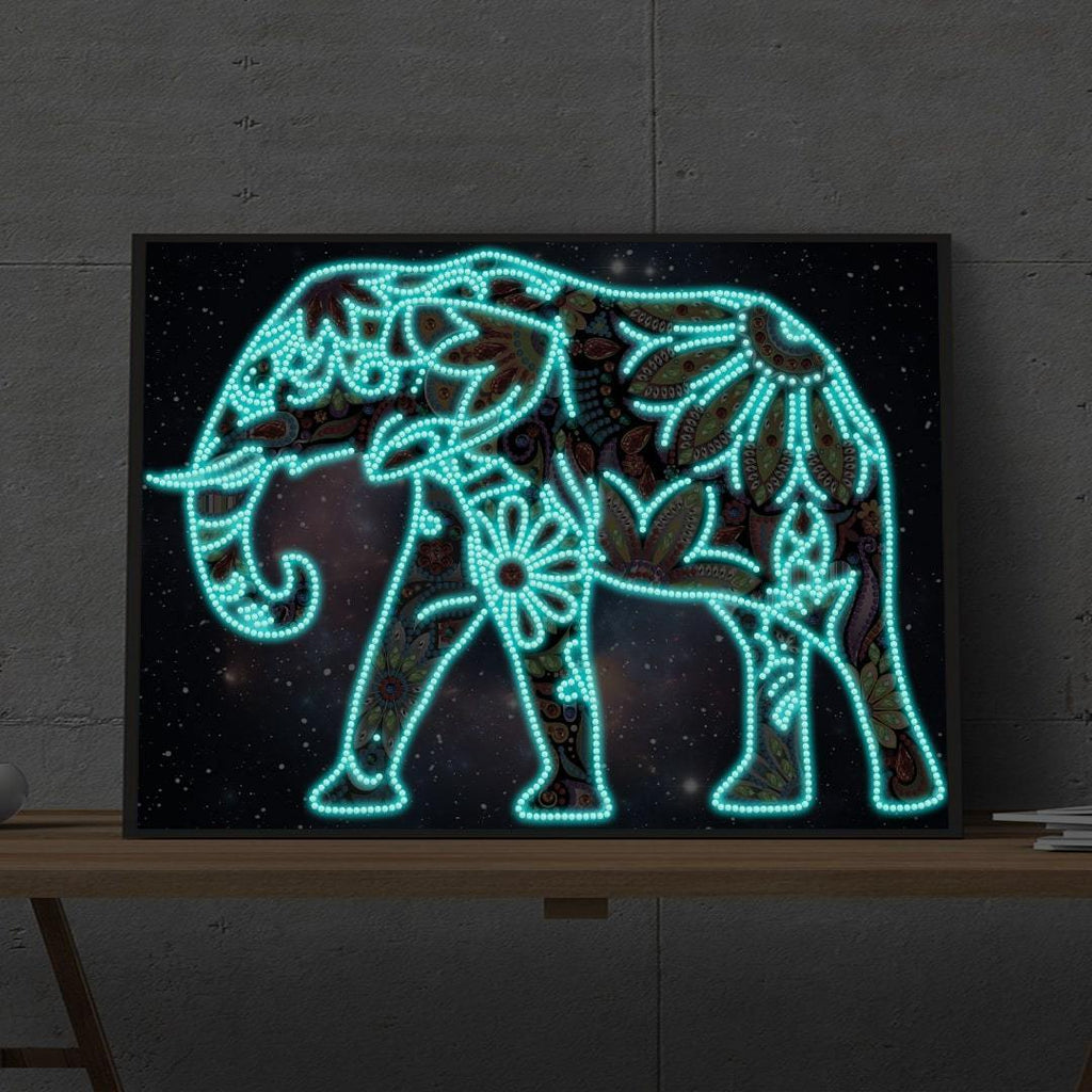 Elefant | Självlysande 30x40cm Diamantmålning | Eget foto diamantmålnings | Diamond painting | Fyndiq | Sverige
